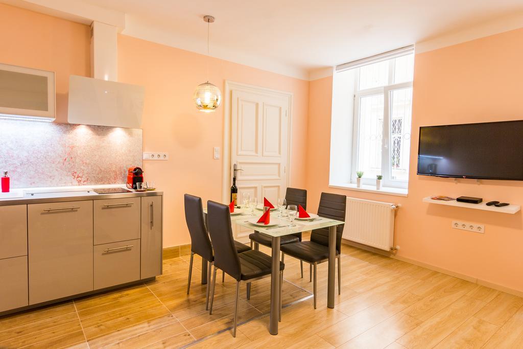 Titaru House In The City Center Of Budapest Kültér fotó